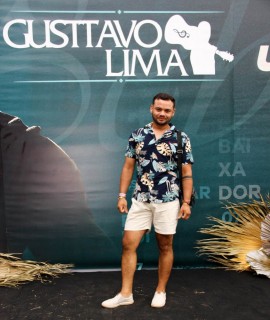 
<a style='margin-left: 5px;' class='btn btn-xs btn-social btn-facebook' href='https://www.facebook.com/sharer/sharer.php?u=https://galeramix.s01.web.getmuller.com.br/imagem/a163/800-800-90/conteudo/site_galerias/163/gustavo-lima-costelaco-junior-seco-galeramix-133.jpg' rel='popup' data-width='500' data-height='400'><i class='fa fa-facebook'></i>Compartilhar <span class='hidden-xs'>no Facebook</span>
</a> 
<a class='btn btn-default btn-xs' target='_blank' href='imagem/a163/800-800-90/conteudo/site_galerias/163/gustavo-lima-costelaco-junior-seco-galeramix-133.jpg'>
<span class='glyphicon glyphicon-cloud-download'></span> Salvar
</a>
