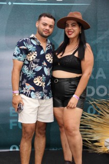 
<a style='margin-left: 5px;' class='btn btn-xs btn-social btn-facebook' href='https://www.facebook.com/sharer/sharer.php?u=https://galeramix.s01.web.getmuller.com.br/imagem/a163/800-800-90/conteudo/site_galerias/163/gustavo-lima-costelaco-junior-seco-galeramix-135.jpg' rel='popup' data-width='500' data-height='400'><i class='fa fa-facebook'></i>Compartilhar <span class='hidden-xs'>no Facebook</span>
</a> 
<a class='btn btn-default btn-xs' target='_blank' href='imagem/a163/800-800-90/conteudo/site_galerias/163/gustavo-lima-costelaco-junior-seco-galeramix-135.jpg'>
<span class='glyphicon glyphicon-cloud-download'></span> Salvar
</a>
