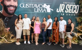 
<a style='margin-left: 5px;' class='btn btn-xs btn-social btn-facebook' href='https://www.facebook.com/sharer/sharer.php?u=https://galeramix.s01.web.getmuller.com.br/imagem/a163/800-800-90/conteudo/site_galerias/163/gustavo-lima-costelaco-junior-seco-galeramix-17.jpg' rel='popup' data-width='500' data-height='400'><i class='fa fa-facebook'></i>Compartilhar <span class='hidden-xs'>no Facebook</span>
</a> 
<a class='btn btn-default btn-xs' target='_blank' href='imagem/a163/800-800-90/conteudo/site_galerias/163/gustavo-lima-costelaco-junior-seco-galeramix-17.jpg'>
<span class='glyphicon glyphicon-cloud-download'></span> Salvar
</a>
