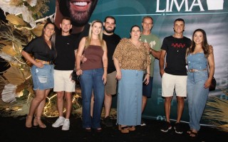 
<a style='margin-left: 5px;' class='btn btn-xs btn-social btn-facebook' href='https://www.facebook.com/sharer/sharer.php?u=https://galeramix.s01.web.getmuller.com.br/imagem/a163/800-800-90/conteudo/site_galerias/163/gustavo-lima-costelaco-junior-seco-galeramix-184.jpg' rel='popup' data-width='500' data-height='400'><i class='fa fa-facebook'></i>Compartilhar <span class='hidden-xs'>no Facebook</span>
</a> 
<a class='btn btn-default btn-xs' target='_blank' href='imagem/a163/800-800-90/conteudo/site_galerias/163/gustavo-lima-costelaco-junior-seco-galeramix-184.jpg'>
<span class='glyphicon glyphicon-cloud-download'></span> Salvar
</a>
