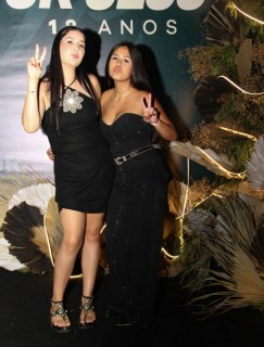 
<a style='margin-left: 5px;' class='btn btn-xs btn-social btn-facebook' href='https://www.facebook.com/sharer/sharer.php?u=https://galeramix.s01.web.getmuller.com.br/imagem/a163/800-800-90/conteudo/site_galerias/163/gustavo-lima-costelaco-junior-seco-galeramix-205.jpg' rel='popup' data-width='500' data-height='400'><i class='fa fa-facebook'></i>Compartilhar <span class='hidden-xs'>no Facebook</span>
</a> 
<a class='btn btn-default btn-xs' target='_blank' href='imagem/a163/800-800-90/conteudo/site_galerias/163/gustavo-lima-costelaco-junior-seco-galeramix-205.jpg'>
<span class='glyphicon glyphicon-cloud-download'></span> Salvar
</a>
