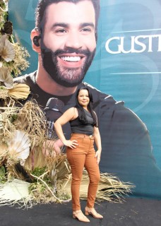 
<a style='margin-left: 5px;' class='btn btn-xs btn-social btn-facebook' href='https://www.facebook.com/sharer/sharer.php?u=https://galeramix.s01.web.getmuller.com.br/imagem/a163/800-800-90/conteudo/site_galerias/163/gustavo-lima-costelaco-junior-seco-galeramix-249.jpg' rel='popup' data-width='500' data-height='400'><i class='fa fa-facebook'></i>Compartilhar <span class='hidden-xs'>no Facebook</span>
</a> 
<a class='btn btn-default btn-xs' target='_blank' href='imagem/a163/800-800-90/conteudo/site_galerias/163/gustavo-lima-costelaco-junior-seco-galeramix-249.jpg'>
<span class='glyphicon glyphicon-cloud-download'></span> Salvar
</a>
