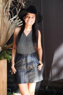 
<a style='margin-left: 5px;' class='btn btn-xs btn-social btn-facebook' href='https://www.facebook.com/sharer/sharer.php?u=https://galeramix.s01.web.getmuller.com.br/imagem/a163/800-800-90/conteudo/site_galerias/163/gustavo-lima-costelaco-junior-seco-galeramix-287.jpg' rel='popup' data-width='500' data-height='400'><i class='fa fa-facebook'></i>Compartilhar <span class='hidden-xs'>no Facebook</span>
</a> 
<a class='btn btn-default btn-xs' target='_blank' href='imagem/a163/800-800-90/conteudo/site_galerias/163/gustavo-lima-costelaco-junior-seco-galeramix-287.jpg'>
<span class='glyphicon glyphicon-cloud-download'></span> Salvar
</a>
