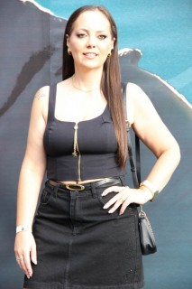 
<a style='margin-left: 5px;' class='btn btn-xs btn-social btn-facebook' href='https://www.facebook.com/sharer/sharer.php?u=https://galeramix.s01.web.getmuller.com.br/imagem/a163/800-800-90/conteudo/site_galerias/163/gustavo-lima-costelaco-junior-seco-galeramix-35.jpg' rel='popup' data-width='500' data-height='400'><i class='fa fa-facebook'></i>Compartilhar <span class='hidden-xs'>no Facebook</span>
</a> 
<a class='btn btn-default btn-xs' target='_blank' href='imagem/a163/800-800-90/conteudo/site_galerias/163/gustavo-lima-costelaco-junior-seco-galeramix-35.jpg'>
<span class='glyphicon glyphicon-cloud-download'></span> Salvar
</a>
