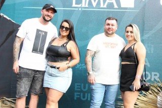 
<a style='margin-left: 5px;' class='btn btn-xs btn-social btn-facebook' href='https://www.facebook.com/sharer/sharer.php?u=https://galeramix.s01.web.getmuller.com.br/imagem/a163/800-800-90/conteudo/site_galerias/163/gustavo-lima-costelaco-junior-seco-galeramix-56.jpg' rel='popup' data-width='500' data-height='400'><i class='fa fa-facebook'></i>Compartilhar <span class='hidden-xs'>no Facebook</span>
</a> 
<a class='btn btn-default btn-xs' target='_blank' href='imagem/a163/800-800-90/conteudo/site_galerias/163/gustavo-lima-costelaco-junior-seco-galeramix-56.jpg'>
<span class='glyphicon glyphicon-cloud-download'></span> Salvar
</a>
