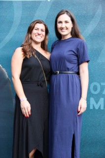 
<a style='margin-left: 5px;' class='btn btn-xs btn-social btn-facebook' href='https://www.facebook.com/sharer/sharer.php?u=https://galeramix.s01.web.getmuller.com.br/imagem/a163/800-800-90/conteudo/site_galerias/163/gustavo-lima-costelaco-junior-seco-galeramix-63.jpg' rel='popup' data-width='500' data-height='400'><i class='fa fa-facebook'></i>Compartilhar <span class='hidden-xs'>no Facebook</span>
</a> 
<a class='btn btn-default btn-xs' target='_blank' href='imagem/a163/800-800-90/conteudo/site_galerias/163/gustavo-lima-costelaco-junior-seco-galeramix-63.jpg'>
<span class='glyphicon glyphicon-cloud-download'></span> Salvar
</a>
