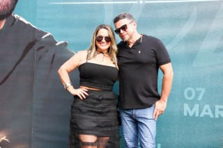 
<a style='margin-left: 5px;' class='btn btn-xs btn-social btn-facebook' href='https://www.facebook.com/sharer/sharer.php?u=https://galeramix.s01.web.getmuller.com.br/imagem/a163/800-800-90/conteudo/site_galerias/163/gustavo-lima-costelaco-junior-seco-galeramix-65.jpg' rel='popup' data-width='500' data-height='400'><i class='fa fa-facebook'></i>Compartilhar <span class='hidden-xs'>no Facebook</span>
</a> 
<a class='btn btn-default btn-xs' target='_blank' href='imagem/a163/800-800-90/conteudo/site_galerias/163/gustavo-lima-costelaco-junior-seco-galeramix-65.jpg'>
<span class='glyphicon glyphicon-cloud-download'></span> Salvar
</a>
