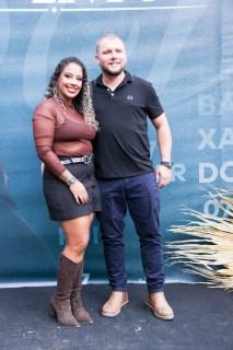 
<a style='margin-left: 5px;' class='btn btn-xs btn-social btn-facebook' href='https://www.facebook.com/sharer/sharer.php?u=https://galeramix.s01.web.getmuller.com.br/imagem/a163/800-800-90/conteudo/site_galerias/163/gustavo-lima-costelaco-junior-seco-galeramix-87.jpg' rel='popup' data-width='500' data-height='400'><i class='fa fa-facebook'></i>Compartilhar <span class='hidden-xs'>no Facebook</span>
</a> 
<a class='btn btn-default btn-xs' target='_blank' href='imagem/a163/800-800-90/conteudo/site_galerias/163/gustavo-lima-costelaco-junior-seco-galeramix-87.jpg'>
<span class='glyphicon glyphicon-cloud-download'></span> Salvar
</a>
