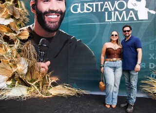 
<a style='margin-left: 5px;' class='btn btn-xs btn-social btn-facebook' href='https://www.facebook.com/sharer/sharer.php?u=https://galeramix.s01.web.getmuller.com.br/imagem/a163/800-800-90/conteudo/site_galerias/163/gustavo-lima-costelaco-junior-seco-galeramix-95.jpg' rel='popup' data-width='500' data-height='400'><i class='fa fa-facebook'></i>Compartilhar <span class='hidden-xs'>no Facebook</span>
</a> 
<a class='btn btn-default btn-xs' target='_blank' href='imagem/a163/800-800-90/conteudo/site_galerias/163/gustavo-lima-costelaco-junior-seco-galeramix-95.jpg'>
<span class='glyphicon glyphicon-cloud-download'></span> Salvar
</a>
