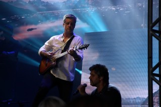 
<a style='margin-left: 5px;' class='btn btn-xs btn-social btn-facebook' href='https://www.facebook.com/sharer/sharer.php?u=https://galeramix.s01.web.getmuller.com.br/imagem/a17/800-800-90/conteudo/site_galerias/17/victor-e-leo-petry-127.jpg' rel='popup' data-width='500' data-height='400'><i class='fa fa-facebook'></i>Compartilhar <span class='hidden-xs'>no Facebook</span>
</a> 
<a class='btn btn-default btn-xs' target='_blank' href='imagem/a17/800-800-90/conteudo/site_galerias/17/victor-e-leo-petry-127.jpg'>
<span class='glyphicon glyphicon-cloud-download'></span> Salvar
</a>
