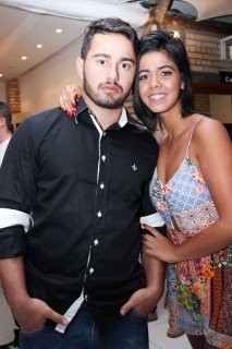 
<a style='margin-left: 5px;' class='btn btn-xs btn-social btn-facebook' href='https://www.facebook.com/sharer/sharer.php?u=https://galeramix.s01.web.getmuller.com.br/imagem/a17/800-800-90/conteudo/site_galerias/17/victor-e-leo-petry-20.jpg' rel='popup' data-width='500' data-height='400'><i class='fa fa-facebook'></i>Compartilhar <span class='hidden-xs'>no Facebook</span>
</a> 
<a class='btn btn-default btn-xs' target='_blank' href='imagem/a17/800-800-90/conteudo/site_galerias/17/victor-e-leo-petry-20.jpg'>
<span class='glyphicon glyphicon-cloud-download'></span> Salvar
</a>
