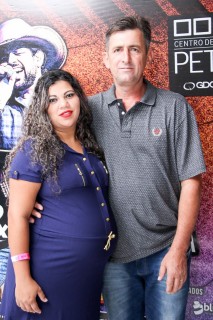 
<a style='margin-left: 5px;' class='btn btn-xs btn-social btn-facebook' href='https://www.facebook.com/sharer/sharer.php?u=https://galeramix.s01.web.getmuller.com.br/imagem/a17/800-800-90/conteudo/site_galerias/17/victor-e-leo-petry-30.jpg' rel='popup' data-width='500' data-height='400'><i class='fa fa-facebook'></i>Compartilhar <span class='hidden-xs'>no Facebook</span>
</a> 
<a class='btn btn-default btn-xs' target='_blank' href='imagem/a17/800-800-90/conteudo/site_galerias/17/victor-e-leo-petry-30.jpg'>
<span class='glyphicon glyphicon-cloud-download'></span> Salvar
</a>
