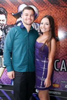 
<a style='margin-left: 5px;' class='btn btn-xs btn-social btn-facebook' href='https://www.facebook.com/sharer/sharer.php?u=https://galeramix.s01.web.getmuller.com.br/imagem/a17/800-800-90/conteudo/site_galerias/17/victor-e-leo-petry-43.jpg' rel='popup' data-width='500' data-height='400'><i class='fa fa-facebook'></i>Compartilhar <span class='hidden-xs'>no Facebook</span>
</a> 
<a class='btn btn-default btn-xs' target='_blank' href='imagem/a17/800-800-90/conteudo/site_galerias/17/victor-e-leo-petry-43.jpg'>
<span class='glyphicon glyphicon-cloud-download'></span> Salvar
</a>
