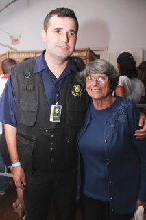 
<a style='margin-left: 5px;' class='btn btn-xs btn-social btn-facebook' href='https://www.facebook.com/sharer/sharer.php?u=https://galeramix.s01.web.getmuller.com.br/imagem/a17/800-800-90/conteudo/site_galerias/17/victor-e-leo-petry-71.jpg' rel='popup' data-width='500' data-height='400'><i class='fa fa-facebook'></i>Compartilhar <span class='hidden-xs'>no Facebook</span>
</a> 
<a class='btn btn-default btn-xs' target='_blank' href='imagem/a17/800-800-90/conteudo/site_galerias/17/victor-e-leo-petry-71.jpg'>
<span class='glyphicon glyphicon-cloud-download'></span> Salvar
</a>
