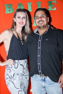 
<a style='margin-left: 5px;' class='btn btn-xs btn-social btn-facebook' href='https://www.facebook.com/sharer/sharer.php?u=https://galeramix.s01.web.getmuller.com.br/imagem/a24/800-800-90/conteudo/site_galerias/24/img3104.jpg' rel='popup' data-width='500' data-height='400'><i class='fa fa-facebook'></i>Compartilhar <span class='hidden-xs'>no Facebook</span>
</a> 
<a class='btn btn-default btn-xs' target='_blank' href='imagem/a24/800-800-90/conteudo/site_galerias/24/img3104.jpg'>
<span class='glyphicon glyphicon-cloud-download'></span> Salvar
</a>
