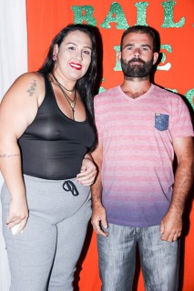 
<a style='margin-left: 5px;' class='btn btn-xs btn-social btn-facebook' href='https://www.facebook.com/sharer/sharer.php?u=https://galeramix.s01.web.getmuller.com.br/imagem/a24/800-800-90/conteudo/site_galerias/24/img3135.jpg' rel='popup' data-width='500' data-height='400'><i class='fa fa-facebook'></i>Compartilhar <span class='hidden-xs'>no Facebook</span>
</a> 
<a class='btn btn-default btn-xs' target='_blank' href='imagem/a24/800-800-90/conteudo/site_galerias/24/img3135.jpg'>
<span class='glyphicon glyphicon-cloud-download'></span> Salvar
</a>
