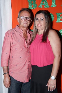 
<a style='margin-left: 5px;' class='btn btn-xs btn-social btn-facebook' href='https://www.facebook.com/sharer/sharer.php?u=https://galeramix.s01.web.getmuller.com.br/imagem/a24/800-800-90/conteudo/site_galerias/24/img3147.jpg' rel='popup' data-width='500' data-height='400'><i class='fa fa-facebook'></i>Compartilhar <span class='hidden-xs'>no Facebook</span>
</a> 
<a class='btn btn-default btn-xs' target='_blank' href='imagem/a24/800-800-90/conteudo/site_galerias/24/img3147.jpg'>
<span class='glyphicon glyphicon-cloud-download'></span> Salvar
</a>
