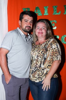 
<a style='margin-left: 5px;' class='btn btn-xs btn-social btn-facebook' href='https://www.facebook.com/sharer/sharer.php?u=https://galeramix.s01.web.getmuller.com.br/imagem/a24/800-800-90/conteudo/site_galerias/24/img3157.jpg' rel='popup' data-width='500' data-height='400'><i class='fa fa-facebook'></i>Compartilhar <span class='hidden-xs'>no Facebook</span>
</a> 
<a class='btn btn-default btn-xs' target='_blank' href='imagem/a24/800-800-90/conteudo/site_galerias/24/img3157.jpg'>
<span class='glyphicon glyphicon-cloud-download'></span> Salvar
</a>
