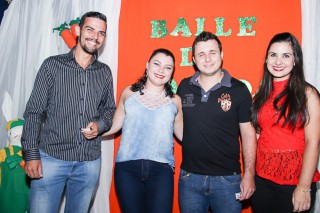 
<a style='margin-left: 5px;' class='btn btn-xs btn-social btn-facebook' href='https://www.facebook.com/sharer/sharer.php?u=https://galeramix.s01.web.getmuller.com.br/imagem/a24/800-800-90/conteudo/site_galerias/24/img3168.jpg' rel='popup' data-width='500' data-height='400'><i class='fa fa-facebook'></i>Compartilhar <span class='hidden-xs'>no Facebook</span>
</a> 
<a class='btn btn-default btn-xs' target='_blank' href='imagem/a24/800-800-90/conteudo/site_galerias/24/img3168.jpg'>
<span class='glyphicon glyphicon-cloud-download'></span> Salvar
</a>
