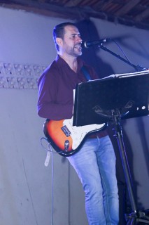 
<a style='margin-left: 5px;' class='btn btn-xs btn-social btn-facebook' href='https://www.facebook.com/sharer/sharer.php?u=https://galeramix.s01.web.getmuller.com.br/imagem/a24/800-800-90/conteudo/site_galerias/24/img3182.jpg' rel='popup' data-width='500' data-height='400'><i class='fa fa-facebook'></i>Compartilhar <span class='hidden-xs'>no Facebook</span>
</a> 
<a class='btn btn-default btn-xs' target='_blank' href='imagem/a24/800-800-90/conteudo/site_galerias/24/img3182.jpg'>
<span class='glyphicon glyphicon-cloud-download'></span> Salvar
</a>
