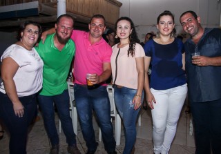 
<a style='margin-left: 5px;' class='btn btn-xs btn-social btn-facebook' href='https://www.facebook.com/sharer/sharer.php?u=https://galeramix.s01.web.getmuller.com.br/imagem/a24/800-800-90/conteudo/site_galerias/24/img3225.jpg' rel='popup' data-width='500' data-height='400'><i class='fa fa-facebook'></i>Compartilhar <span class='hidden-xs'>no Facebook</span>
</a> 
<a class='btn btn-default btn-xs' target='_blank' href='imagem/a24/800-800-90/conteudo/site_galerias/24/img3225.jpg'>
<span class='glyphicon glyphicon-cloud-download'></span> Salvar
</a>
