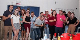 
<a style='margin-left: 5px;' class='btn btn-xs btn-social btn-facebook' href='https://www.facebook.com/sharer/sharer.php?u=https://galeramix.s01.web.getmuller.com.br/imagem/a24/800-800-90/conteudo/site_galerias/24/img3231.jpg' rel='popup' data-width='500' data-height='400'><i class='fa fa-facebook'></i>Compartilhar <span class='hidden-xs'>no Facebook</span>
</a> 
<a class='btn btn-default btn-xs' target='_blank' href='imagem/a24/800-800-90/conteudo/site_galerias/24/img3231.jpg'>
<span class='glyphicon glyphicon-cloud-download'></span> Salvar
</a>
