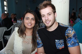 
<a style='margin-left: 5px;' class='btn btn-xs btn-social btn-facebook' href='https://www.facebook.com/sharer/sharer.php?u=https://galeramix.s01.web.getmuller.com.br/imagem/a29/800-800-90/conteudo/site_galerias/29/img4103.jpg' rel='popup' data-width='500' data-height='400'><i class='fa fa-facebook'></i>Compartilhar <span class='hidden-xs'>no Facebook</span>
</a> 
<a class='btn btn-default btn-xs' target='_blank' href='imagem/a29/800-800-90/conteudo/site_galerias/29/img4103.jpg'>
<span class='glyphicon glyphicon-cloud-download'></span> Salvar
</a>
