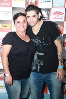 
<a style='margin-left: 5px;' class='btn btn-xs btn-social btn-facebook' href='https://www.facebook.com/sharer/sharer.php?u=https://galeramix.s01.web.getmuller.com.br/imagem/a29/800-800-90/conteudo/site_galerias/29/img4110.jpg' rel='popup' data-width='500' data-height='400'><i class='fa fa-facebook'></i>Compartilhar <span class='hidden-xs'>no Facebook</span>
</a> 
<a class='btn btn-default btn-xs' target='_blank' href='imagem/a29/800-800-90/conteudo/site_galerias/29/img4110.jpg'>
<span class='glyphicon glyphicon-cloud-download'></span> Salvar
</a>
