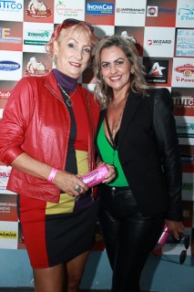 
<a style='margin-left: 5px;' class='btn btn-xs btn-social btn-facebook' href='https://www.facebook.com/sharer/sharer.php?u=https://galeramix.s01.web.getmuller.com.br/imagem/a29/800-800-90/conteudo/site_galerias/29/img4111.jpg' rel='popup' data-width='500' data-height='400'><i class='fa fa-facebook'></i>Compartilhar <span class='hidden-xs'>no Facebook</span>
</a> 
<a class='btn btn-default btn-xs' target='_blank' href='imagem/a29/800-800-90/conteudo/site_galerias/29/img4111.jpg'>
<span class='glyphicon glyphicon-cloud-download'></span> Salvar
</a>
