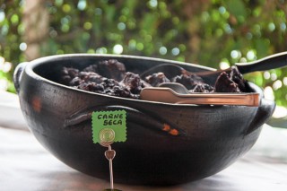 
<a style='margin-left: 5px;' class='btn btn-xs btn-social btn-facebook' href='https://www.facebook.com/sharer/sharer.php?u=https://galeramix.s01.web.getmuller.com.br/imagem/a29/800-800-90/conteudo/site_galerias/29/img4120_1.jpg' rel='popup' data-width='500' data-height='400'><i class='fa fa-facebook'></i>Compartilhar <span class='hidden-xs'>no Facebook</span>
</a> 
<a class='btn btn-default btn-xs' target='_blank' href='imagem/a29/800-800-90/conteudo/site_galerias/29/img4120_1.jpg'>
<span class='glyphicon glyphicon-cloud-download'></span> Salvar
</a>
