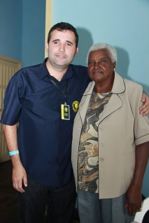 
<a style='margin-left: 5px;' class='btn btn-xs btn-social btn-facebook' href='https://www.facebook.com/sharer/sharer.php?u=https://galeramix.s01.web.getmuller.com.br/imagem/a29/800-800-90/conteudo/site_galerias/29/img4137.jpg' rel='popup' data-width='500' data-height='400'><i class='fa fa-facebook'></i>Compartilhar <span class='hidden-xs'>no Facebook</span>
</a> 
<a class='btn btn-default btn-xs' target='_blank' href='imagem/a29/800-800-90/conteudo/site_galerias/29/img4137.jpg'>
<span class='glyphicon glyphicon-cloud-download'></span> Salvar
</a>
