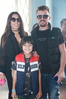 
<a style='margin-left: 5px;' class='btn btn-xs btn-social btn-facebook' href='https://www.facebook.com/sharer/sharer.php?u=https://galeramix.s01.web.getmuller.com.br/imagem/a29/800-800-90/conteudo/site_galerias/29/img4152.jpg' rel='popup' data-width='500' data-height='400'><i class='fa fa-facebook'></i>Compartilhar <span class='hidden-xs'>no Facebook</span>
</a> 
<a class='btn btn-default btn-xs' target='_blank' href='imagem/a29/800-800-90/conteudo/site_galerias/29/img4152.jpg'>
<span class='glyphicon glyphicon-cloud-download'></span> Salvar
</a>
