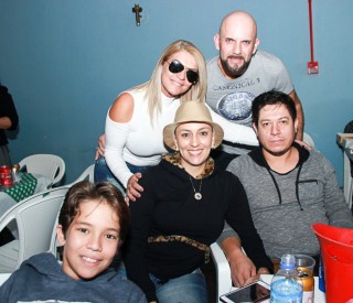 
<a style='margin-left: 5px;' class='btn btn-xs btn-social btn-facebook' href='https://www.facebook.com/sharer/sharer.php?u=https://galeramix.s01.web.getmuller.com.br/imagem/a29/800-800-90/conteudo/site_galerias/29/img4183.jpg' rel='popup' data-width='500' data-height='400'><i class='fa fa-facebook'></i>Compartilhar <span class='hidden-xs'>no Facebook</span>
</a> 
<a class='btn btn-default btn-xs' target='_blank' href='imagem/a29/800-800-90/conteudo/site_galerias/29/img4183.jpg'>
<span class='glyphicon glyphicon-cloud-download'></span> Salvar
</a>
