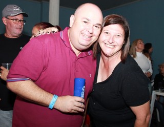 
<a style='margin-left: 5px;' class='btn btn-xs btn-social btn-facebook' href='https://www.facebook.com/sharer/sharer.php?u=https://galeramix.s01.web.getmuller.com.br/imagem/a29/800-800-90/conteudo/site_galerias/29/img4185.jpg' rel='popup' data-width='500' data-height='400'><i class='fa fa-facebook'></i>Compartilhar <span class='hidden-xs'>no Facebook</span>
</a> 
<a class='btn btn-default btn-xs' target='_blank' href='imagem/a29/800-800-90/conteudo/site_galerias/29/img4185.jpg'>
<span class='glyphicon glyphicon-cloud-download'></span> Salvar
</a>
