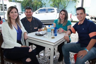 
<a style='margin-left: 5px;' class='btn btn-xs btn-social btn-facebook' href='https://www.facebook.com/sharer/sharer.php?u=https://galeramix.s01.web.getmuller.com.br/imagem/a29/800-800-90/conteudo/site_galerias/29/img4201.jpg' rel='popup' data-width='500' data-height='400'><i class='fa fa-facebook'></i>Compartilhar <span class='hidden-xs'>no Facebook</span>
</a> 
<a class='btn btn-default btn-xs' target='_blank' href='imagem/a29/800-800-90/conteudo/site_galerias/29/img4201.jpg'>
<span class='glyphicon glyphicon-cloud-download'></span> Salvar
</a>
