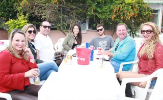 
<a style='margin-left: 5px;' class='btn btn-xs btn-social btn-facebook' href='https://www.facebook.com/sharer/sharer.php?u=https://galeramix.s01.web.getmuller.com.br/imagem/a29/800-800-90/conteudo/site_galerias/29/img4204.jpg' rel='popup' data-width='500' data-height='400'><i class='fa fa-facebook'></i>Compartilhar <span class='hidden-xs'>no Facebook</span>
</a> 
<a class='btn btn-default btn-xs' target='_blank' href='imagem/a29/800-800-90/conteudo/site_galerias/29/img4204.jpg'>
<span class='glyphicon glyphicon-cloud-download'></span> Salvar
</a>
