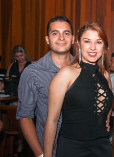 
<a style='margin-left: 5px;' class='btn btn-xs btn-social btn-facebook' href='https://www.facebook.com/sharer/sharer.php?u=https://galeramix.s01.web.getmuller.com.br/imagem/a3/800-800-90/conteudo/site_galerias/3/petry-galera-mix-mairara-e-maraisa-134-2.jpg' rel='popup' data-width='500' data-height='400'><i class='fa fa-facebook'></i>Compartilhar <span class='hidden-xs'>no Facebook</span>
</a> 
<a class='btn btn-default btn-xs' target='_blank' href='imagem/a3/800-800-90/conteudo/site_galerias/3/petry-galera-mix-mairara-e-maraisa-134-2.jpg'>
<span class='glyphicon glyphicon-cloud-download'></span> Salvar
</a>
