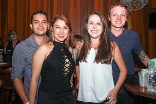 
<a style='margin-left: 5px;' class='btn btn-xs btn-social btn-facebook' href='https://www.facebook.com/sharer/sharer.php?u=https://galeramix.s01.web.getmuller.com.br/imagem/a3/800-800-90/conteudo/site_galerias/3/petry-galera-mix-mairara-e-maraisa-134.jpg' rel='popup' data-width='500' data-height='400'><i class='fa fa-facebook'></i>Compartilhar <span class='hidden-xs'>no Facebook</span>
</a> 
<a class='btn btn-default btn-xs' target='_blank' href='imagem/a3/800-800-90/conteudo/site_galerias/3/petry-galera-mix-mairara-e-maraisa-134.jpg'>
<span class='glyphicon glyphicon-cloud-download'></span> Salvar
</a>
