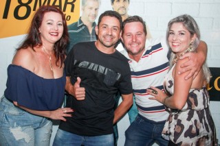 
<a style='margin-left: 5px;' class='btn btn-xs btn-social btn-facebook' href='https://www.facebook.com/sharer/sharer.php?u=https://galeramix.s01.web.getmuller.com.br/imagem/a3/800-800-90/conteudo/site_galerias/3/petry-galera-mix-mairara-e-maraisa-57.jpg' rel='popup' data-width='500' data-height='400'><i class='fa fa-facebook'></i>Compartilhar <span class='hidden-xs'>no Facebook</span>
</a> 
<a class='btn btn-default btn-xs' target='_blank' href='imagem/a3/800-800-90/conteudo/site_galerias/3/petry-galera-mix-mairara-e-maraisa-57.jpg'>
<span class='glyphicon glyphicon-cloud-download'></span> Salvar
</a>
