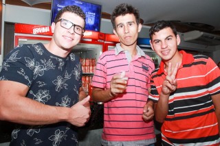 
<a style='margin-left: 5px;' class='btn btn-xs btn-social btn-facebook' href='https://www.facebook.com/sharer/sharer.php?u=https://galeramix.s01.web.getmuller.com.br/imagem/a3/800-800-90/conteudo/site_galerias/3/petry-galera-mix-mairara-e-maraisa-74.jpg' rel='popup' data-width='500' data-height='400'><i class='fa fa-facebook'></i>Compartilhar <span class='hidden-xs'>no Facebook</span>
</a> 
<a class='btn btn-default btn-xs' target='_blank' href='imagem/a3/800-800-90/conteudo/site_galerias/3/petry-galera-mix-mairara-e-maraisa-74.jpg'>
<span class='glyphicon glyphicon-cloud-download'></span> Salvar
</a>
