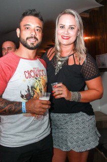 
<a style='margin-left: 5px;' class='btn btn-xs btn-social btn-facebook' href='https://www.facebook.com/sharer/sharer.php?u=https://galeramix.s01.web.getmuller.com.br/imagem/a3/800-800-90/conteudo/site_galerias/3/petry-galera-mix-mairara-e-maraisa-99.jpg' rel='popup' data-width='500' data-height='400'><i class='fa fa-facebook'></i>Compartilhar <span class='hidden-xs'>no Facebook</span>
</a> 
<a class='btn btn-default btn-xs' target='_blank' href='imagem/a3/800-800-90/conteudo/site_galerias/3/petry-galera-mix-mairara-e-maraisa-99.jpg'>
<span class='glyphicon glyphicon-cloud-download'></span> Salvar
</a>
