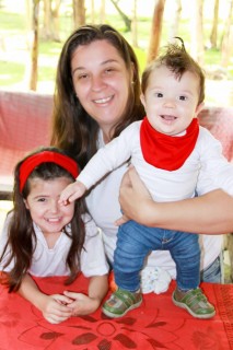 
                            <a style='margin-left: 5px;' class='btn btn-xs btn-social btn-facebook' href='https://www.facebook.com/sharer/sharer.php?u=https://galeramix.s01.web.getmuller.com.br/imagem/a30/800-800-90/conteudo/site_galerias/30/benjamin-84.jpg' rel='popup' data-width='500' data-height='400'><i class='fa fa-facebook'></i>Compartilhar <span class='hidden-xs'>no Facebook</span>
                        </a> 
                        <a class='btn btn-default btn-xs' target='_blank' href='imagem/a30/800-800-90/conteudo/site_galerias/30/benjamin-84.jpg'>
                            <span class='glyphicon glyphicon-cloud-download'></span> Salvar
                        </a>
                        