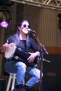 
<a style='margin-left: 5px;' class='btn btn-xs btn-social btn-facebook' href='https://www.facebook.com/sharer/sharer.php?u=https://galeramix.s01.web.getmuller.com.br/imagem/a35/800-800-90/conteudo/site_galerias/35/feijoada-adec-galera-mix-128.jpg' rel='popup' data-width='500' data-height='400'><i class='fa fa-facebook'></i>Compartilhar <span class='hidden-xs'>no Facebook</span>
</a> 
<a class='btn btn-default btn-xs' target='_blank' href='imagem/a35/800-800-90/conteudo/site_galerias/35/feijoada-adec-galera-mix-128.jpg'>
<span class='glyphicon glyphicon-cloud-download'></span> Salvar
</a>
