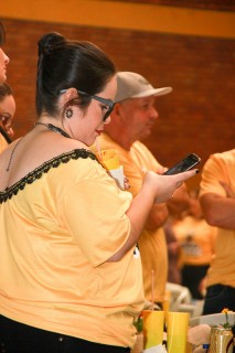 
<a style='margin-left: 5px;' class='btn btn-xs btn-social btn-facebook' href='https://www.facebook.com/sharer/sharer.php?u=https://galeramix.s01.web.getmuller.com.br/imagem/a35/800-800-90/conteudo/site_galerias/35/feijoada-adec-galera-mix-135.jpg' rel='popup' data-width='500' data-height='400'><i class='fa fa-facebook'></i>Compartilhar <span class='hidden-xs'>no Facebook</span>
</a> 
<a class='btn btn-default btn-xs' target='_blank' href='imagem/a35/800-800-90/conteudo/site_galerias/35/feijoada-adec-galera-mix-135.jpg'>
<span class='glyphicon glyphicon-cloud-download'></span> Salvar
</a>
