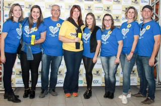 
<a style='margin-left: 5px;' class='btn btn-xs btn-social btn-facebook' href='https://www.facebook.com/sharer/sharer.php?u=https://galeramix.s01.web.getmuller.com.br/imagem/a35/800-800-90/conteudo/site_galerias/35/feijoada-adec-galera-mix-136.jpg' rel='popup' data-width='500' data-height='400'><i class='fa fa-facebook'></i>Compartilhar <span class='hidden-xs'>no Facebook</span>
</a> 
<a class='btn btn-default btn-xs' target='_blank' href='imagem/a35/800-800-90/conteudo/site_galerias/35/feijoada-adec-galera-mix-136.jpg'>
<span class='glyphicon glyphicon-cloud-download'></span> Salvar
</a>
