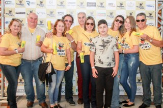 
<a style='margin-left: 5px;' class='btn btn-xs btn-social btn-facebook' href='https://www.facebook.com/sharer/sharer.php?u=https://galeramix.s01.web.getmuller.com.br/imagem/a35/800-800-90/conteudo/site_galerias/35/feijoada-adec-galera-mix-156.jpg' rel='popup' data-width='500' data-height='400'><i class='fa fa-facebook'></i>Compartilhar <span class='hidden-xs'>no Facebook</span>
</a> 
<a class='btn btn-default btn-xs' target='_blank' href='imagem/a35/800-800-90/conteudo/site_galerias/35/feijoada-adec-galera-mix-156.jpg'>
<span class='glyphicon glyphicon-cloud-download'></span> Salvar
</a>
