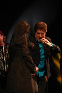 
<a style='margin-left: 5px;' class='btn btn-xs btn-social btn-facebook' href='https://www.facebook.com/sharer/sharer.php?u=https://galeramix.s01.web.getmuller.com.br/imagem/a37/800-800-90/conteudo/site_galerias/37/daniel-centro-eventos-petry-galera-mix-27-07-2017108.jpg' rel='popup' data-width='500' data-height='400'><i class='fa fa-facebook'></i>Compartilhar <span class='hidden-xs'>no Facebook</span>
</a> 
<a class='btn btn-default btn-xs' target='_blank' href='imagem/a37/800-800-90/conteudo/site_galerias/37/daniel-centro-eventos-petry-galera-mix-27-07-2017108.jpg'>
<span class='glyphicon glyphicon-cloud-download'></span> Salvar
</a>
