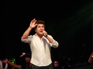 
<a style='margin-left: 5px;' class='btn btn-xs btn-social btn-facebook' href='https://www.facebook.com/sharer/sharer.php?u=https://galeramix.s01.web.getmuller.com.br/imagem/a37/800-800-90/conteudo/site_galerias/37/daniel-centro-eventos-petry-galera-mix-27-07-2017129.jpg' rel='popup' data-width='500' data-height='400'><i class='fa fa-facebook'></i>Compartilhar <span class='hidden-xs'>no Facebook</span>
</a> 
<a class='btn btn-default btn-xs' target='_blank' href='imagem/a37/800-800-90/conteudo/site_galerias/37/daniel-centro-eventos-petry-galera-mix-27-07-2017129.jpg'>
<span class='glyphicon glyphicon-cloud-download'></span> Salvar
</a>
