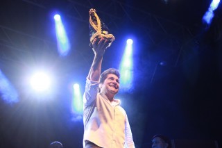 
<a style='margin-left: 5px;' class='btn btn-xs btn-social btn-facebook' href='https://www.facebook.com/sharer/sharer.php?u=https://galeramix.s01.web.getmuller.com.br/imagem/a37/800-800-90/conteudo/site_galerias/37/daniel-centro-eventos-petry-galera-mix-27-07-201714.jpg' rel='popup' data-width='500' data-height='400'><i class='fa fa-facebook'></i>Compartilhar <span class='hidden-xs'>no Facebook</span>
</a> 
<a class='btn btn-default btn-xs' target='_blank' href='imagem/a37/800-800-90/conteudo/site_galerias/37/daniel-centro-eventos-petry-galera-mix-27-07-201714.jpg'>
<span class='glyphicon glyphicon-cloud-download'></span> Salvar
</a>
