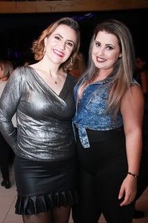 
<a style='margin-left: 5px;' class='btn btn-xs btn-social btn-facebook' href='https://www.facebook.com/sharer/sharer.php?u=https://galeramix.s01.web.getmuller.com.br/imagem/a37/800-800-90/conteudo/site_galerias/37/daniel-centro-eventos-petry-galera-mix-27-07-201728.jpg' rel='popup' data-width='500' data-height='400'><i class='fa fa-facebook'></i>Compartilhar <span class='hidden-xs'>no Facebook</span>
</a> 
<a class='btn btn-default btn-xs' target='_blank' href='imagem/a37/800-800-90/conteudo/site_galerias/37/daniel-centro-eventos-petry-galera-mix-27-07-201728.jpg'>
<span class='glyphicon glyphicon-cloud-download'></span> Salvar
</a>
